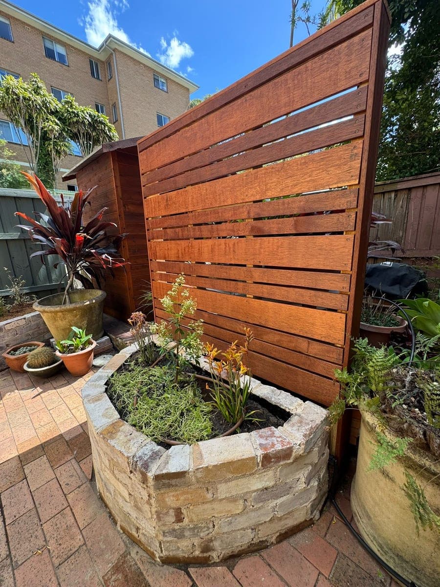 Glebe Heritage Courtyard Planters