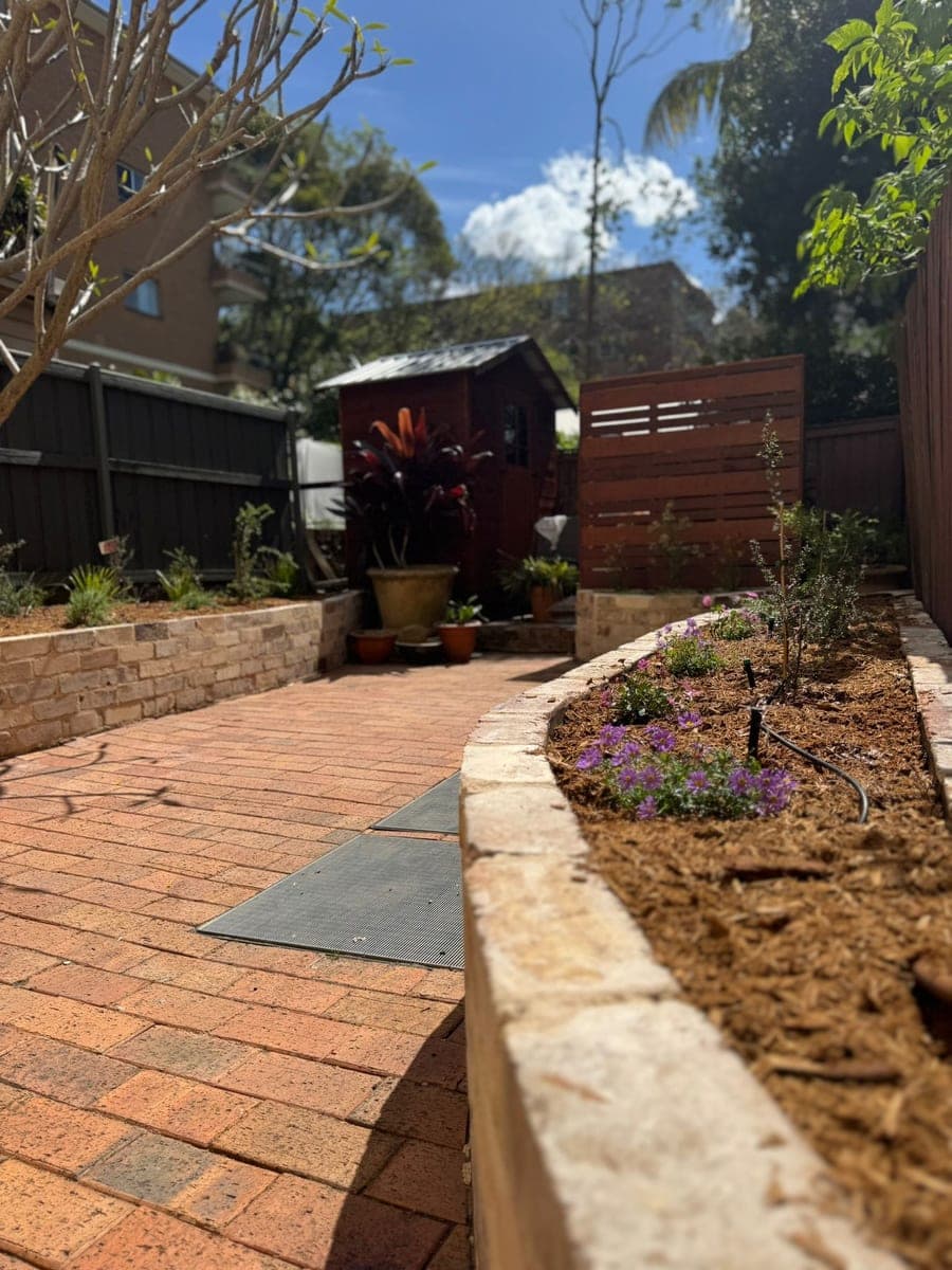 Glebe Heritage Courtyard Planters