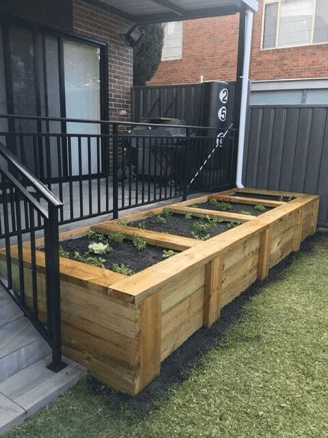 Ashfield Vegetable Planter Box