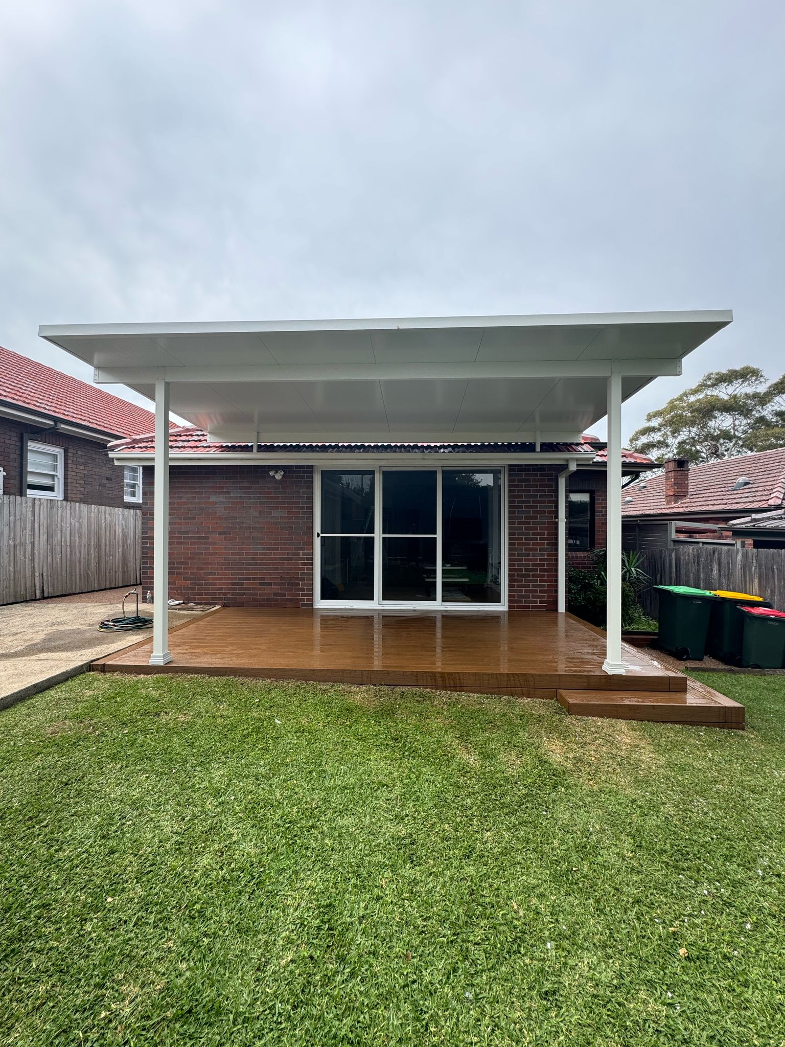 Dulwich Hill Composite Decking with Pergola